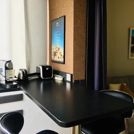 Avec Parking Au Calme 50m Croisette Apartamento